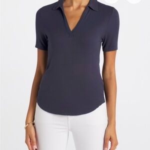 Women’s Michael Stars Navy Ribbed V-Neck Top Size Small